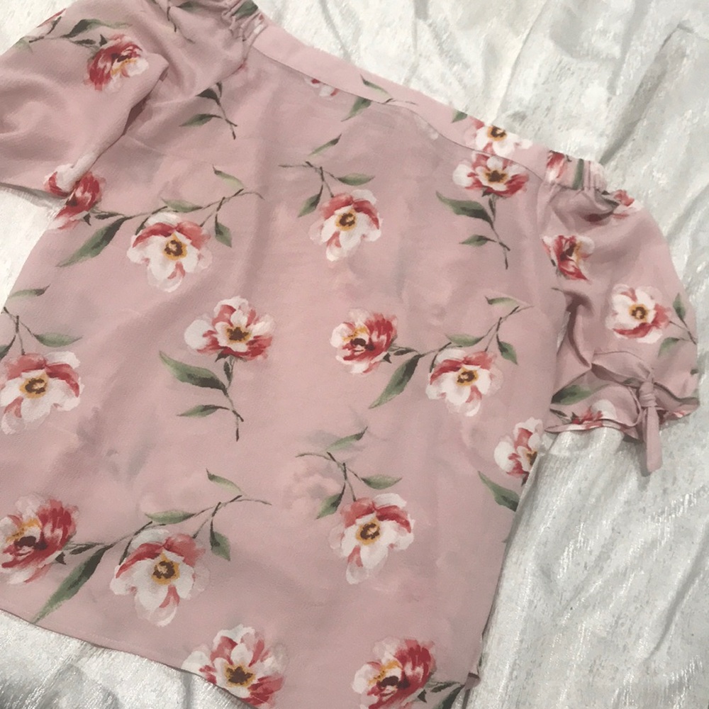 Pink Off the shoulder shirt